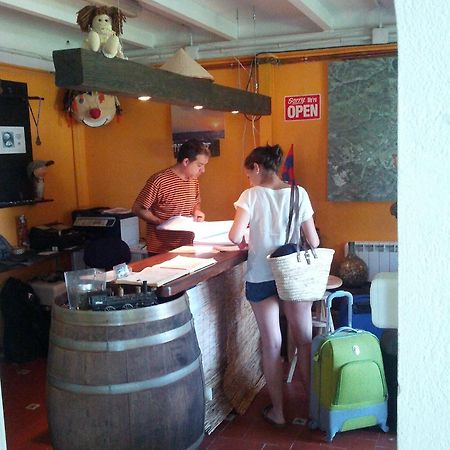 Alberg Costa Brava Llanca Bagian luar foto