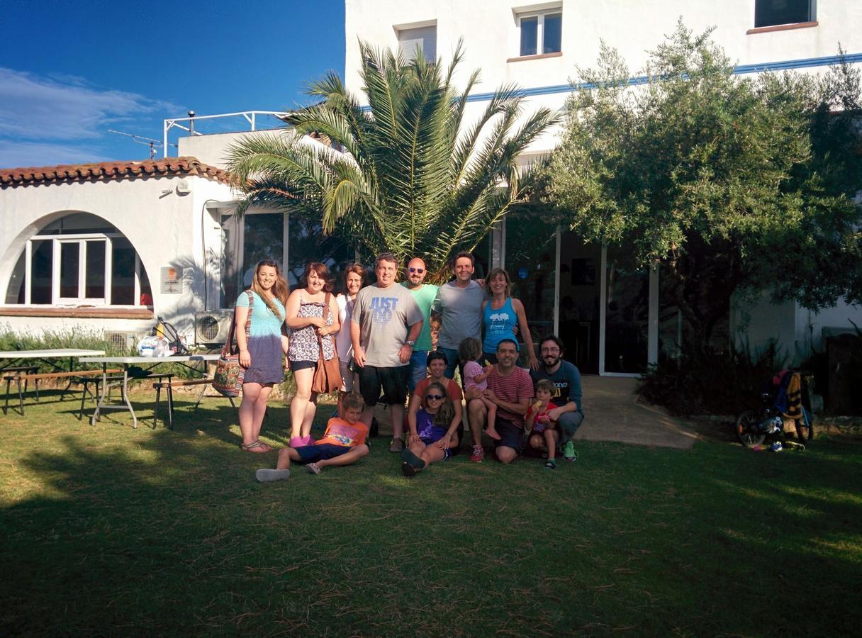 Alberg Costa Brava Llanca Bagian luar foto