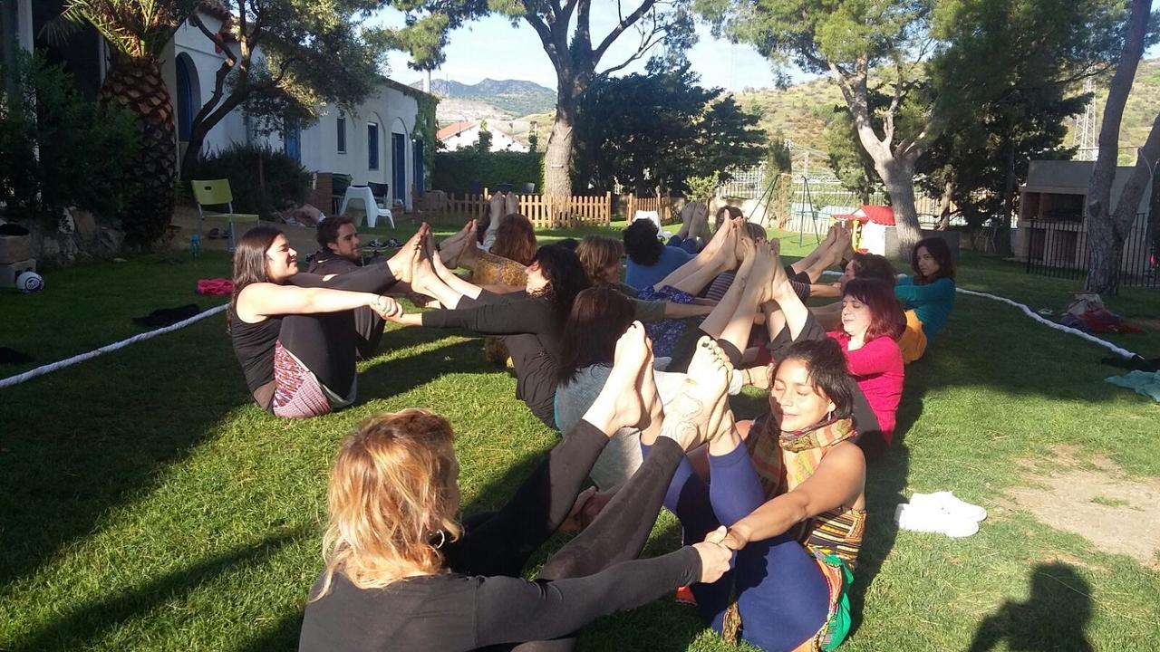 Alberg Costa Brava Llanca Bagian luar foto